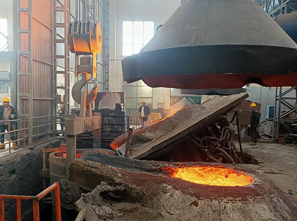 大型鑄造加工廠家是如何識(shí)別和排除電爐故障呢？
