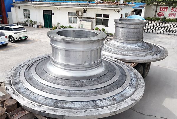 鑄鋼件加工廠家如何應(yīng)對大型鑄鋼件加工過程中出現(xiàn)的熱應(yīng)力問題？